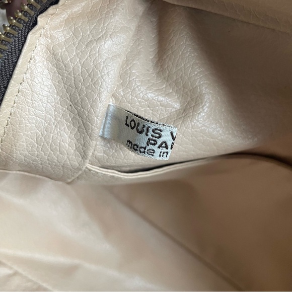 Louis Vuitton Monogram Clutch Crossbody - Picture 10 of 15